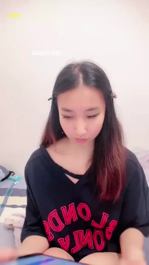 反差师姐陈小鱼紫薇诱惑2